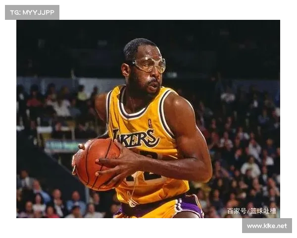 凯恩国家队生涯重要转折解析从首次入选到核心前锋的蜕变历程